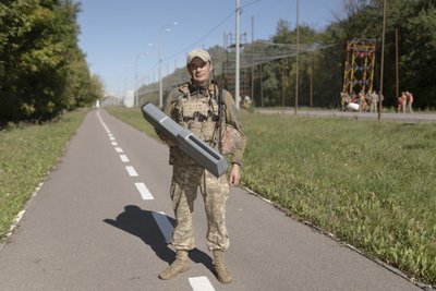 Оператор радіоелектронної боротьби «Семен». Оператор радіоелектронної боротьби «Семен».