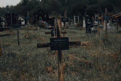 Чукалівка, хрест, кладовище, цвинтар, поховання, похорон, смерть, безхатьки, безрідні, безіменні, невпізнані Чукалівка, хрест, кладовище, цвинтар, поховання, похорон, смерть, безхатьки, безрідні, безіменні, невпізнані