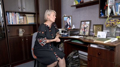 "Найбільше хочеться мовчки його обійняти": батьки загиблого оборонця з Вінниччини поділилися спогадами про сина "Найбільше хочеться мовчки його обійняти": батьки загиблого оборонця з Вінниччини поділилися спогадами про сина