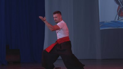 На благодійне мистецьке дійство "Козацький Battle" у Луцьку прийшли пів тисячі людей На благодійне мистецьке дійство "Козацький Battle" у Луцьку прийшли пів тисячі людей