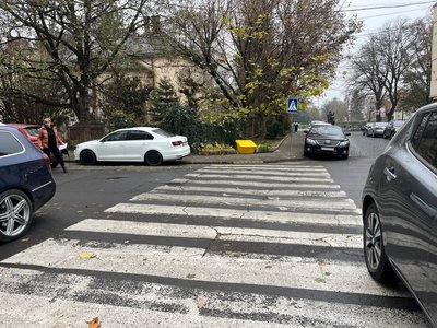 420 тонн солі та 220 кубометрів піску: як комунальники готуються до зими в Ужгороді 420 тонн солі та 220 кубометрів піску: як комунальники готуються до зими в Ужгороді