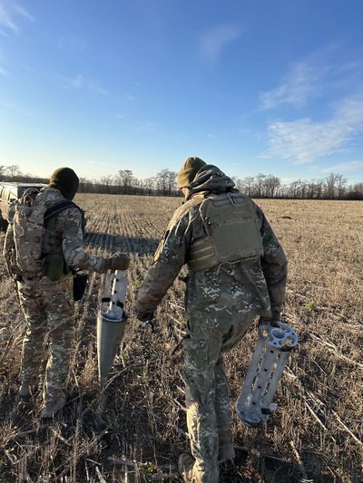 Підірвався на міні, втратив ногу, але повернувся на фронт. Як продовжує служити сапер 128-ї бригади ТрО Дніпра Підірвався на міні, втратив ногу, але повернувся на фронт. Як продовжує служити сапер 128-ї бригади ТрО Дніпра