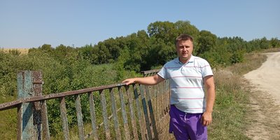 Дмитро Шимків, приїжджає в Носівці до батьків, знищення доріг, люди скаражться на агрофірму, Тернопільщина, Носівці, 7 серпня 2026 року Дмитро Шимків, приїжджає в Носівці до батьків, знищення доріг, люди скаражться на агрофірму, Тернопільщина, Носівці, 7 серпня 2026 року