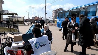 У Вінниці до Дня боротьби з туберкульозом працювала мобільна лабораторія У Вінниці до Дня боротьби з туберкульозом працювала мобільна лабораторія