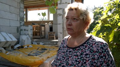 "Пролетіло над головою, як комета": що розповіли очевидці атаки РФ на Чернігів, коли БпЛА пошкодив будинок "Пролетіло над головою, як комета": що розповіли очевидці атаки РФ на Чернігів, коли БпЛА пошкодив будинок