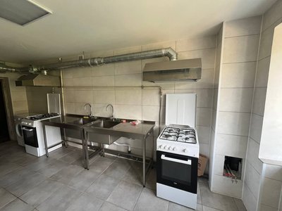 Ремонт кухонь та санвузлів: як живуть студенти в гуртожитку УжНУ Ремонт кухонь та санвузлів: як живуть студенти в гуртожитку УжНУ