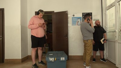 Як в Івано-Франківську оновлюють військово-облікові дані: репортаж із ЦНАПу Як в Івано-Франківську оновлюють військово-облікові дані: репортаж із ЦНАПу