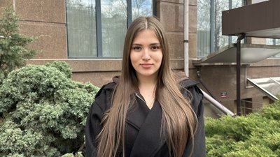 Юристка Аліна Камінська Юристка Аліна Камінська