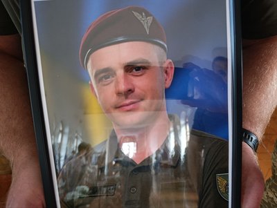 Із воїном Павлом Поберезьким попрощалися у Хмельницькому, 4 вересня 2026 року Із воїном Павлом Поберезьким попрощалися у Хмельницькому, 4 вересня 2026 року