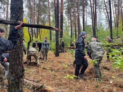 Хочеться міситися: на півострові Трахтемирів на Черкащині влаштували 36-годинну безперервну гру Хочеться міситися: на півострові Трахтемирів на Черкащині влаштували 36-годинну безперервну гру