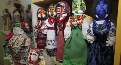 У Тернополі представили ляльки-мотанки, відкрили виставку, культура, листопад 2025 У Тернополі представили ляльки-мотанки, відкрили виставку, культура, листопад 2025