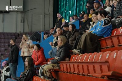В Одесі стартував Кубок чемпіонів УАХЛ: 12 команд змагаються за звання найсильнішої в Україні В Одесі стартував Кубок чемпіонів УАХЛ: 12 команд змагаються за звання найсильнішої в Україні