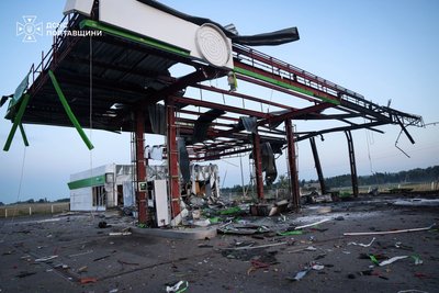 Росія атакувала чотири АЗС і пожежну частину на Полтавщині: що відомо про наслідки Росія атакувала чотири АЗС і пожежну частину на Полтавщині: що відомо про наслідки