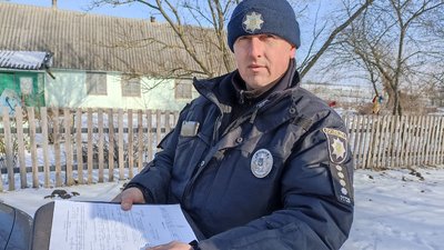 У громаді на Житомирщині чоловік вбив та повісив собаку на очах у дітей