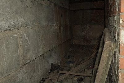 Підвал багатоповерхівки, яку затопило у Чернівцях Підвал багатоповерхівки, яку затопило у Чернівцях