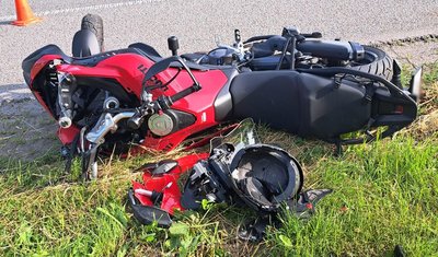 У Житомирському районі внаслідок ДТП загинув мотоцикліст У Житомирському районі внаслідок ДТП загинув мотоцикліст