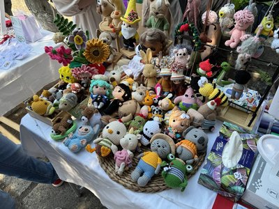 Співали та розмальовували дзвоники: у Черкасах провели ярмарок Співали та розмальовували дзвоники: у Черкасах провели ярмарок