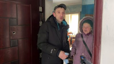 У Шахтарському на Дніпропетровщині внаслідок атаки БпЛА поранено дев’ятьох людей: що відбувається на місці удару