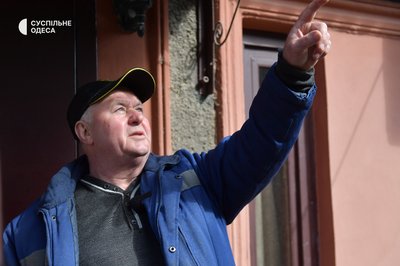 "Над будинком стався спалах": що розповіли очевидці про атаку РФ на передмістя Одеси "Над будинком стався спалах": що розповіли очевидці про атаку РФ на передмістя Одеси