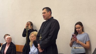 У Дніпрі проходить судове засідання щодо передачі громаді костелу Святого Миколая в Києві У Дніпрі проходить судове засідання щодо передачі громаді костелу Святого Миколая в Києві