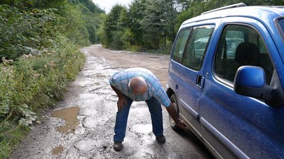 Петро Безрукий, автомобіль, Пасічнянська громада Петро Безрукий, автомобіль, Пасічнянська громада