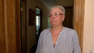 "Ковдра врятувала від осколків": що розповідають очевидці атаки "шахедів" на Чернігів та як ліквідовують наслідки "Ковдра врятувала від осколків": що розповідають очевидці атаки "шахедів" на Чернігів та як ліквідовують наслідки