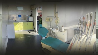 Подружжя з Хмельницького обладнали стоматологію для військових