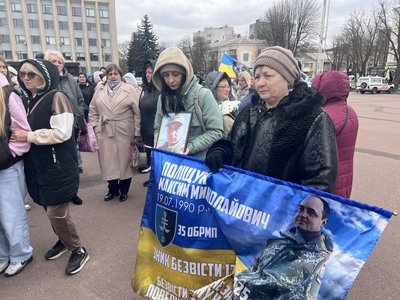 У Хмельницькому відкрили "Алею Надії" У Хмельницькому відкрили "Алею Надії"