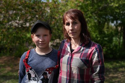 "Як щось летить — біжу у хату". Як проходить примусова евакуація дітей у прифронтових селах на Дніпропетровщині "Як щось летить — біжу у хату". Як проходить примусова евакуація дітей у прифронтових селах на Дніпропетровщині