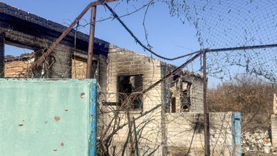 Вигорілий будинок пожежі селище Ярова Лиманська громада Донецька область 7 березня 2025 рік Вигорілий будинок пожежі селище Ярова Лиманська громада Донецька область 7 березня 2025 рік