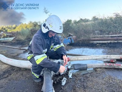 Російські військові атакували Одещину безпілотниками: є руйнування та пожежі