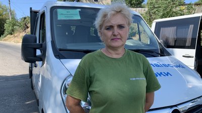 Сезон цвітіння амброзії: як жителі Миколаєві рятуються від алергії Сезон цвітіння амброзії: як жителі Миколаєві рятуються від алергії