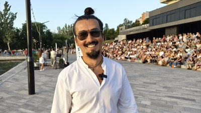 Керівник гурту Володимир Алексєєв Керівник гурту Володимир Алексєєв