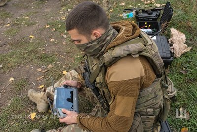 «Я не хочу бути обузою». Як військовослужбовець Максим пройшов шлях від продавця в магазині до оператора БпЛА «Я не хочу бути обузою». Як військовослужбовець Максим пройшов шлях від продавця в магазині до оператора БпЛА