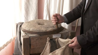 Будь-яка крихта була порятунком: жителі Росоші на Вінниччині розповіли про пережитий Голодомор Будь-яка крихта була порятунком: жителі Росоші на Вінниччині розповіли про пережитий Голодомор