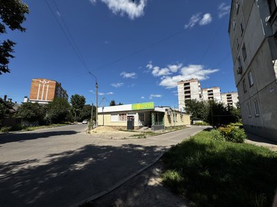 Мешканці Хіммістечка у Сумах протестують проти встановлення вишки мобільного зв'язку Мешканці Хіммістечка у Сумах протестують проти встановлення вишки мобільного зв'язку