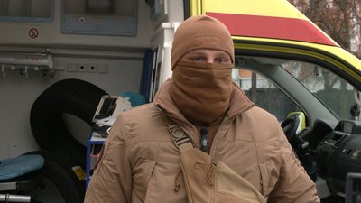 У Чернігові військовим передали "швидку" від подружжя з Бельгії У Чернігові військовим передали "швидку" від подружжя з Бельгії