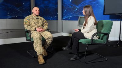"51 день, який трансформує цивільну людину у військову" — командир батальйону 199-го центру ДШВ Максим Володенков "51 день, який трансформує цивільну людину у військову" — командир батальйону 199-го центру ДШВ Максим Володенков