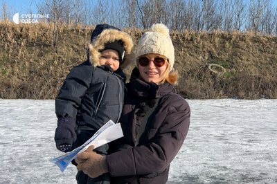 "Такої зими в нас давно не було": як озеро в Ізмаїлі перетворилося на льодову ковзанку "Такої зими в нас давно не було": як озеро в Ізмаїлі перетворилося на льодову ковзанку