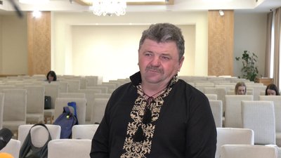 "Я на землі, як люди на морі": ярмарок вакансій у сфері агробізнесу провели для ветеранів на Рівненщині "Я на землі, як люди на морі": ярмарок вакансій у сфері агробізнесу провели для ветеранів на Рівненщині