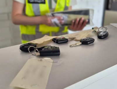 У Житомирі підприємець отримав підозру у шахрайстві з автівками з-за кордону У Житомирі підприємець отримав підозру у шахрайстві з автівками з-за кордону