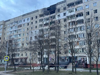 Пошкоджений будинок на Сихові внаслідок обстрілу 24 березня 2026 року Пошкоджений будинок на Сихові внаслідок обстрілу 24 березня 2026 року