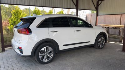 Сонячні панелі для дому та авто: як подружжя з Волині забезпечило себе електрикою Сонячні панелі для дому та авто: як подружжя з Волині забезпечило себе електрикою