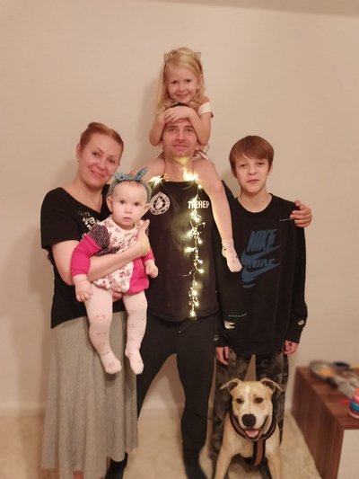 Дитинство на валізах: як війна змусила херсонські родини шукати новий дім Дитинство на валізах: як війна змусила херсонські родини шукати новий дім