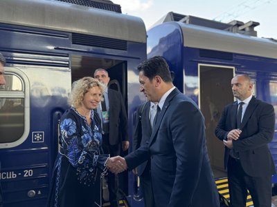 Міністр закордонних справ Македонії Нікола Дімітров прибув на залізничний вокзал у Києві зранку 15 липня 2026 року