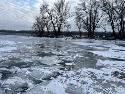 На Кременчуцькому водосховищі рятувальники чергують на аероглісері На Кременчуцькому водосховищі рятувальники чергують на аероглісері