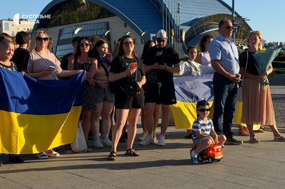 У Південному зустріли звільненого з полону захисника Миколу Пруса У Південному зустріли звільненого з полону захисника Миколу Пруса