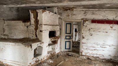 "Дикі звірі заходять частіше, ніж люди": як живуть останні жителі села на прикордонні Чернігівщини "Дикі звірі заходять частіше, ніж люди": як живуть останні жителі села на прикордонні Чернігівщини