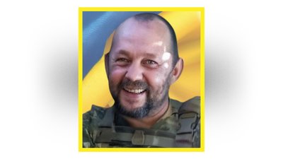 На Чернігівщині попрощалися з п'ятьма захисниками На Чернігівщині попрощалися з п'ятьма захисниками