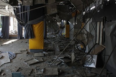 Вибиті вікна, пошкоджено фасад та трибуни: який вигляд має Палац спорту в Одесі після атаки РФ Вибиті вікна, пошкоджено фасад та трибуни: який вигляд має Палац спорту в Одесі після атаки РФ